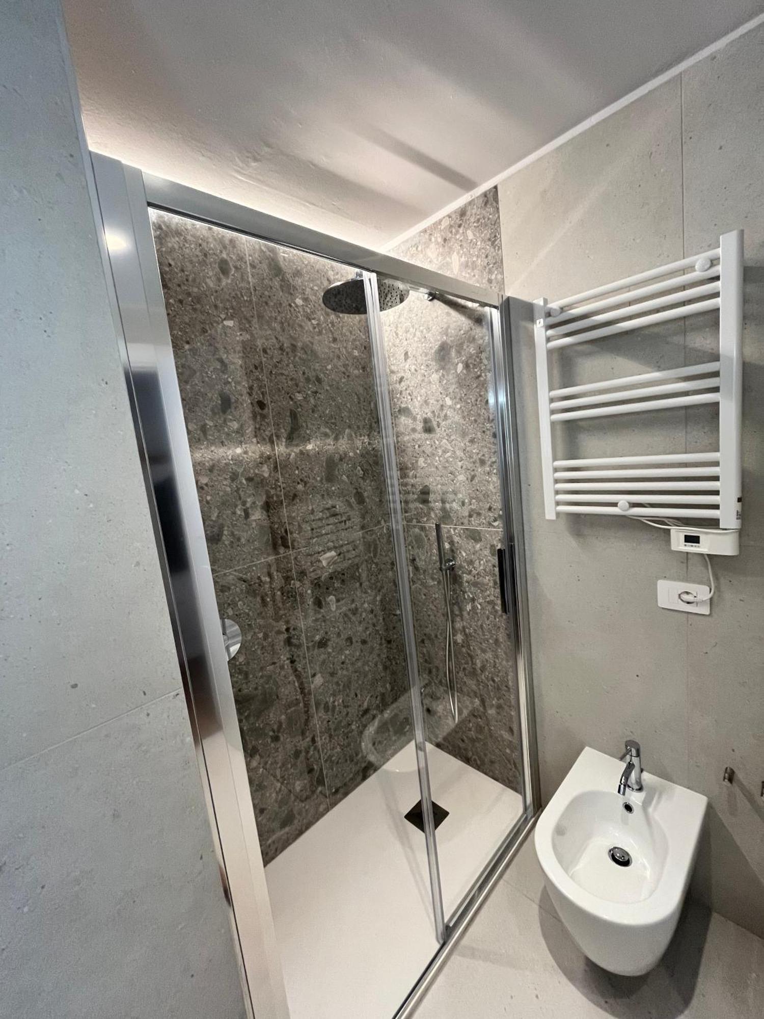 Colonne77 - Design Appartement Milan