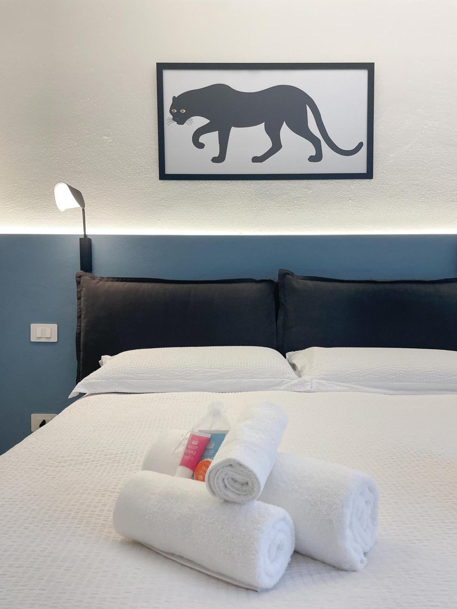 Colonne77 - Design Appartement Milan